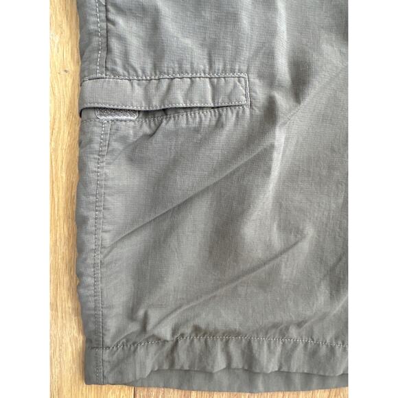 Men’s The North Face Nylon Cargo Shorts - Picture 6 of 9